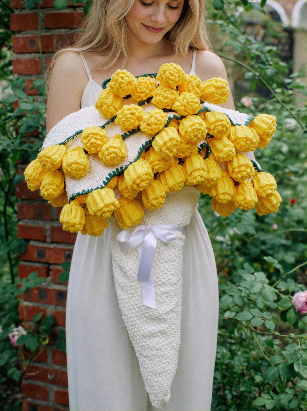 Bloomora Bouquet Blanket